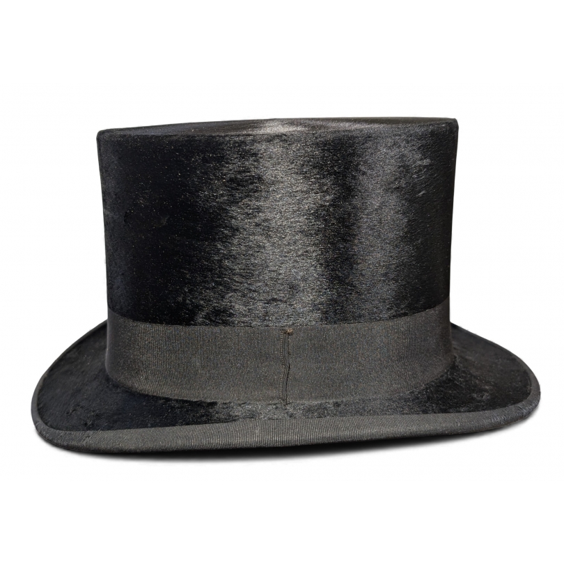 Chapeau haut de forme par A. CASSÉ