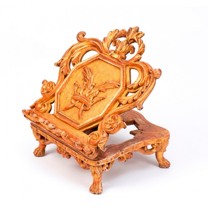 Lutrin porte-bible de style baroque