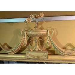  Miroir style Hepplewhite en bois sculpté sur  Moinat SA  - Antiquités décoration