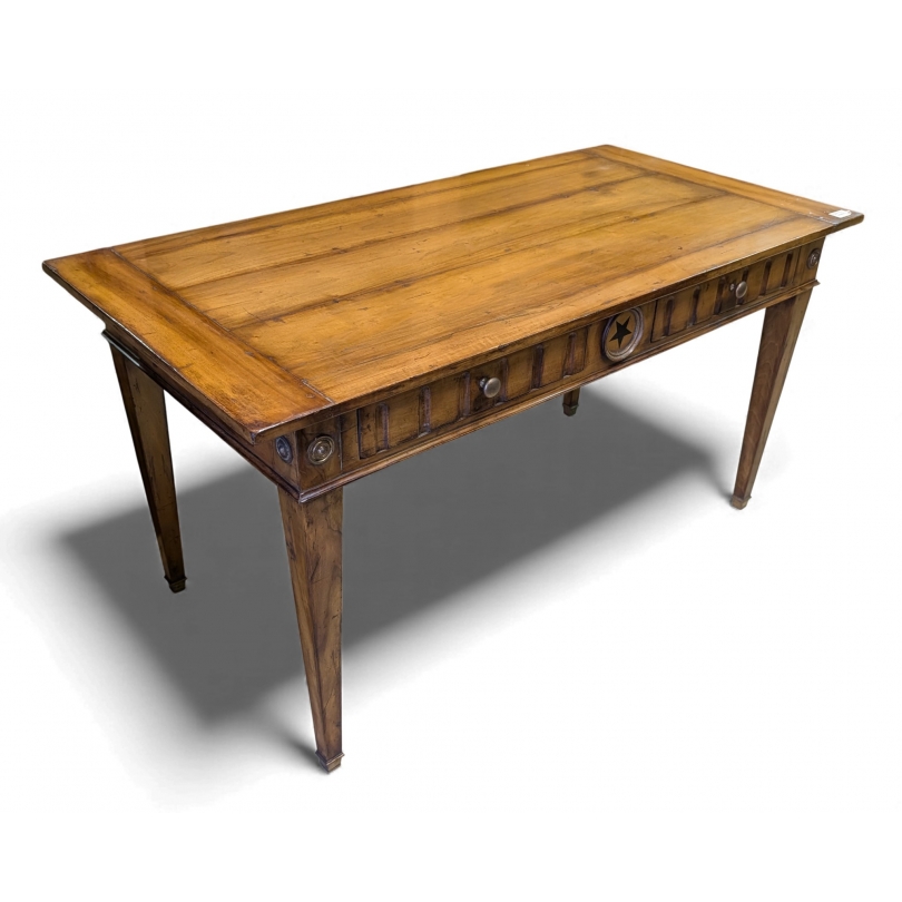 Bureau style Louis XVI en noyer