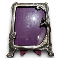 Cadre style Art-Nouveau en laiton