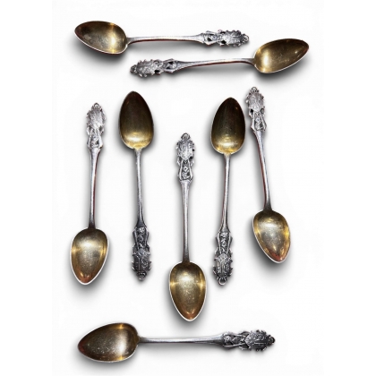 Lot de 8 cuillères en argent 800 Genève