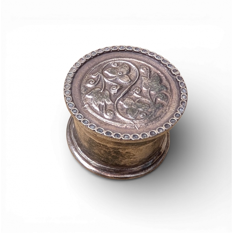 Petite boite ronde Feuilles en argent 800