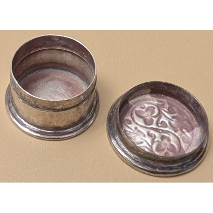 Petite boite ronde Feuilles en argent 800