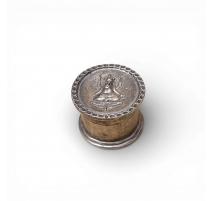 Petite boite ronde Ganesh en argent 800