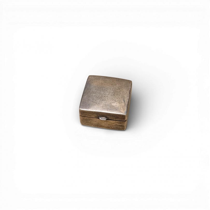 Petite boite carrée en argent 925