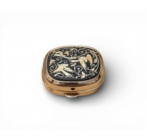 Petite boite damasquinée en laiton