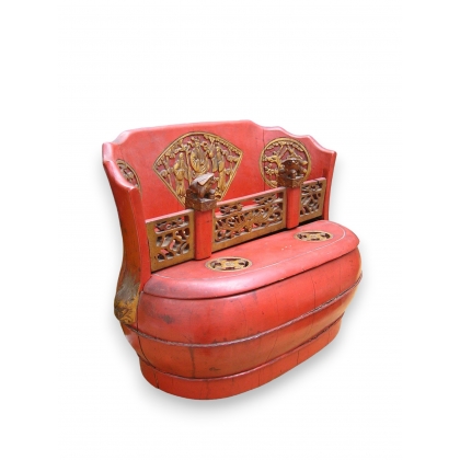Red lacquer box by  Moinat SA  - Antiques and decorative items