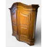Armoire chapeau de gendarme