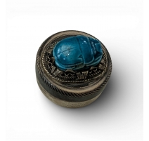 Petite boite Scarabée en argent