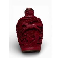 Tabatière en laque rouge de Cinabre