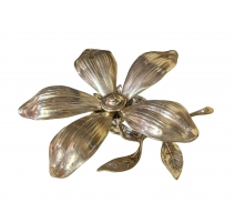 Cendrier en forme de fleur, en bronze poli