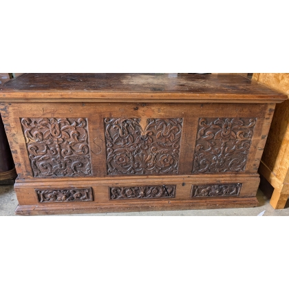 Renaissance chest dated 1694