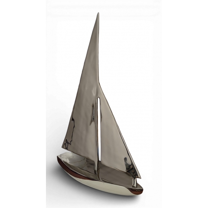 Bateau \"Voilier\" de décoration en aluminium poli