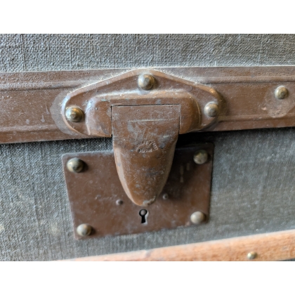 MOYNAT Travel Trunk