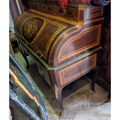 Bureau-Cylindre Louis XV marqueté
