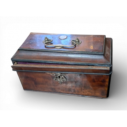 Coffret à thé en acajou