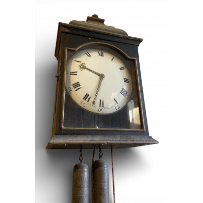 Black wooden wall clock