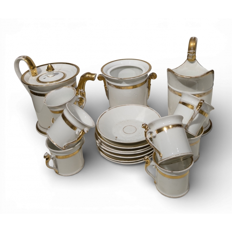 Service à thé en porcelaine de Paris