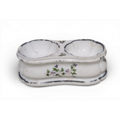 Salière double en porcelaine tendre