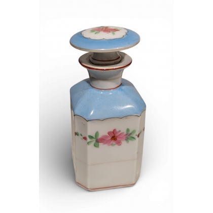 Flacon carré en porcelaine