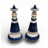 Paire de flacons en porcelaine de Bayeux