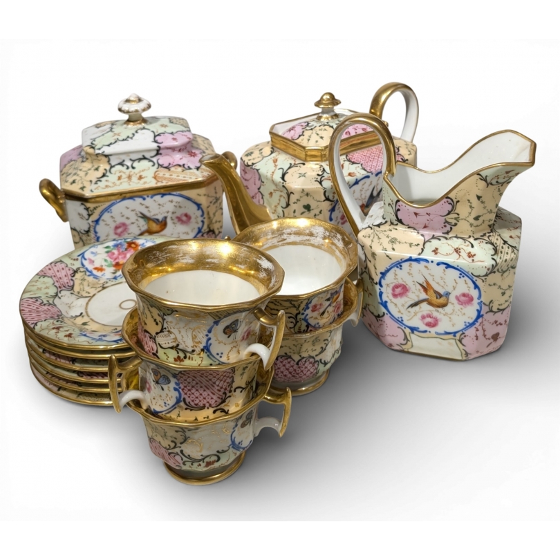 Service à thé en porcelaine Oiseaux