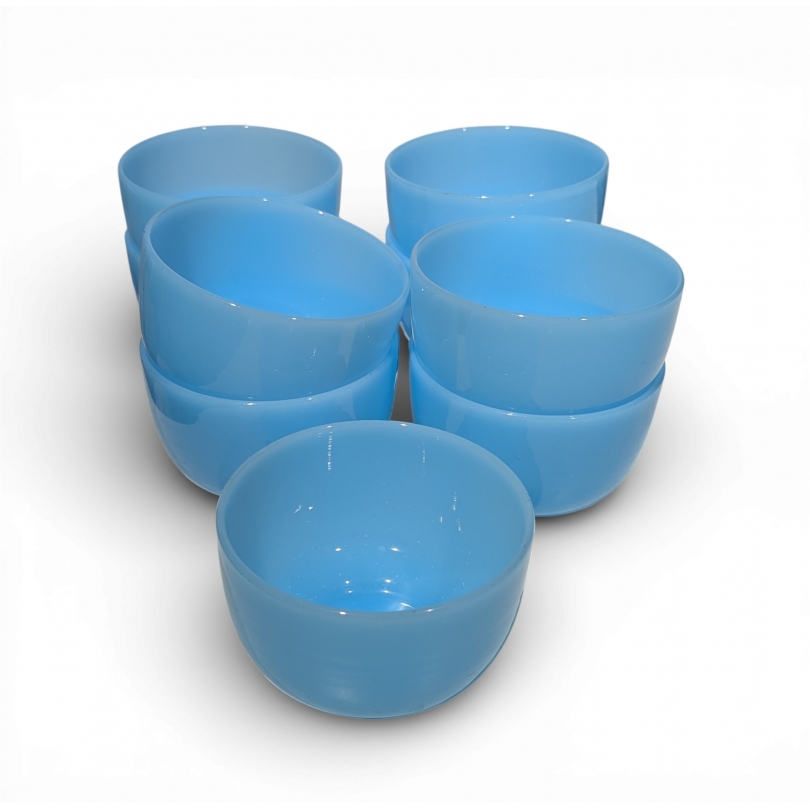 Lot de 9 bols en opaline bleue