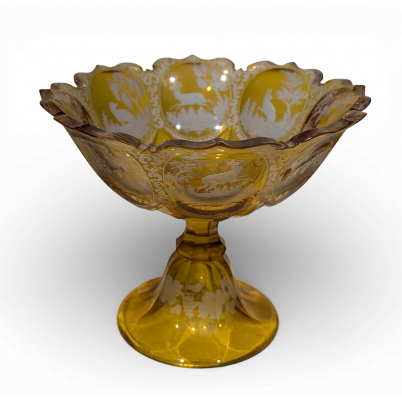 Coupe à fruits en verre de bohème jaune