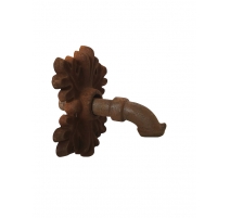 Goulot de fontaine en fonte avec plaque murale