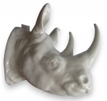 Head of rhinoceros in white porcelain