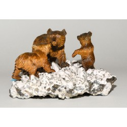 Sculpture \"Ours\"