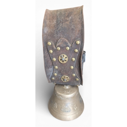 Cloche en bronze marquée VIGLINO Chavornay