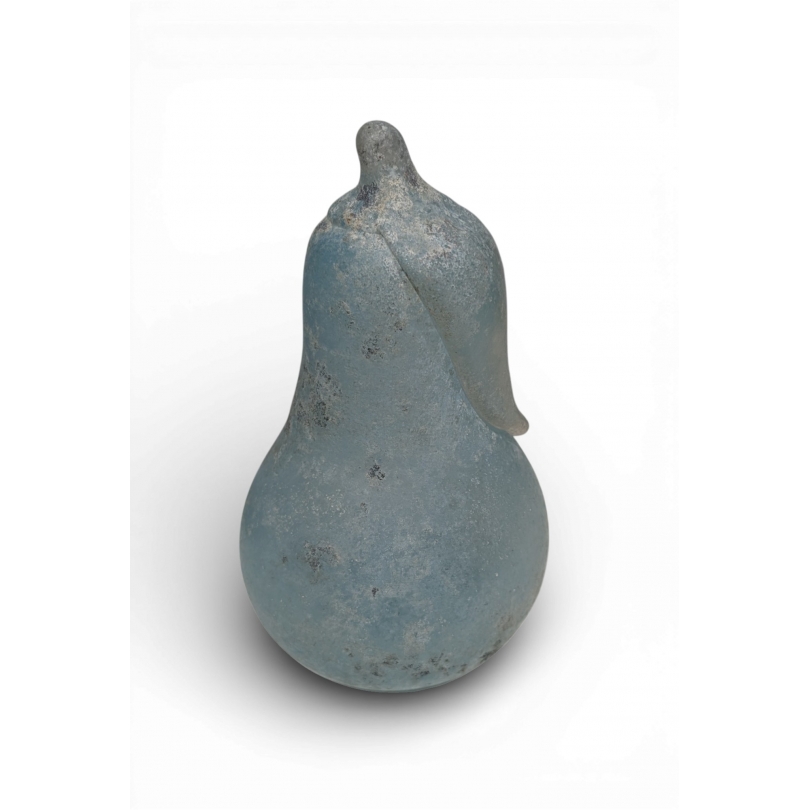 Poire bleue en verre scavo
