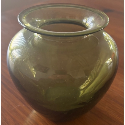 Green Saint-Prex glass vase