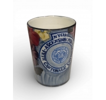 Gobelet en faîence de Nyon 1930