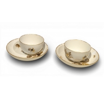 Paire de bols et sous-tasse de Meissen