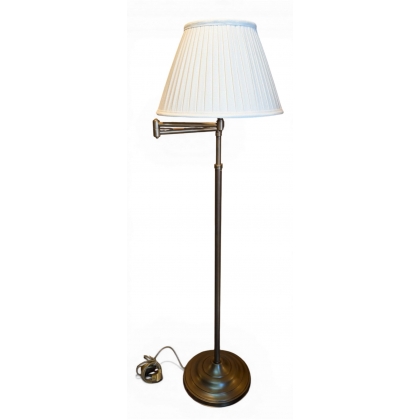 Lampadaire modèle "Lisboa" en laiton patiné