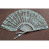 Mother-of-pearl and lace fan (by Moinat SA – Antiques and home décor)