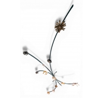 Plafonnier "Fleurs" en métal bleu et tôle jaune