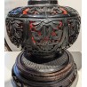 Paire de vases en laque de Cinabre