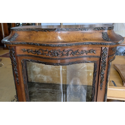 Napoleon III display cabinet