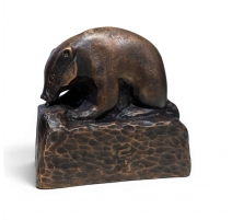 Bronze "Blaireau courbé" par GICÉ