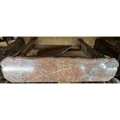 Napoleon III fireplace, in red marble. At  Moinat SA  – Antiques and home décor