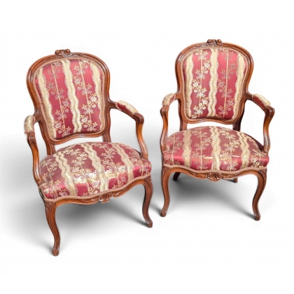 Suite de 6 fauteuils Louis XV sculptés