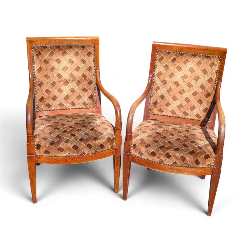 Paire de fauteuils Directoires à crosse