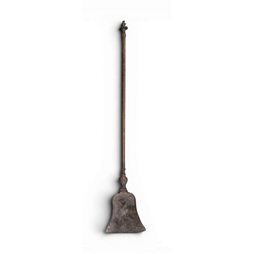 Pelle de cheminée en laiton