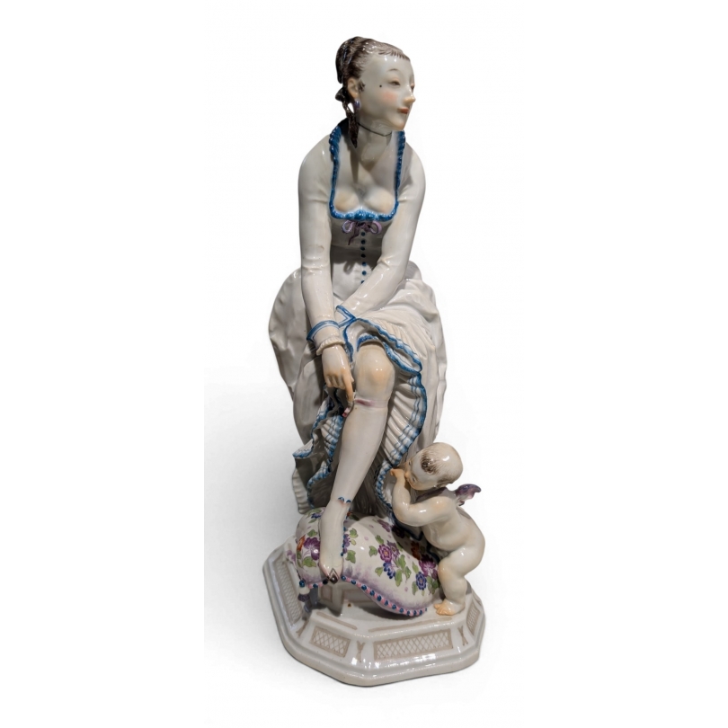 Groupe \"Femme et cupidon\" de Meissen