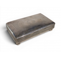 Boite en argent rectangulaire