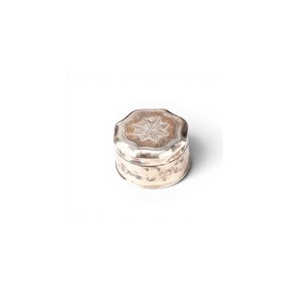 Boite ronde en argent
